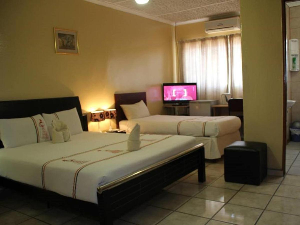 Nkanga Hotel Kasane Exterior foto