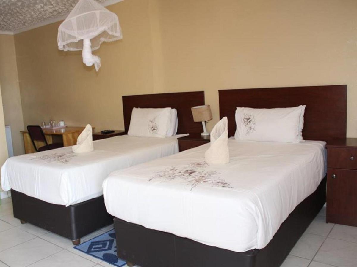 Nkanga Hotel Kasane Exterior foto